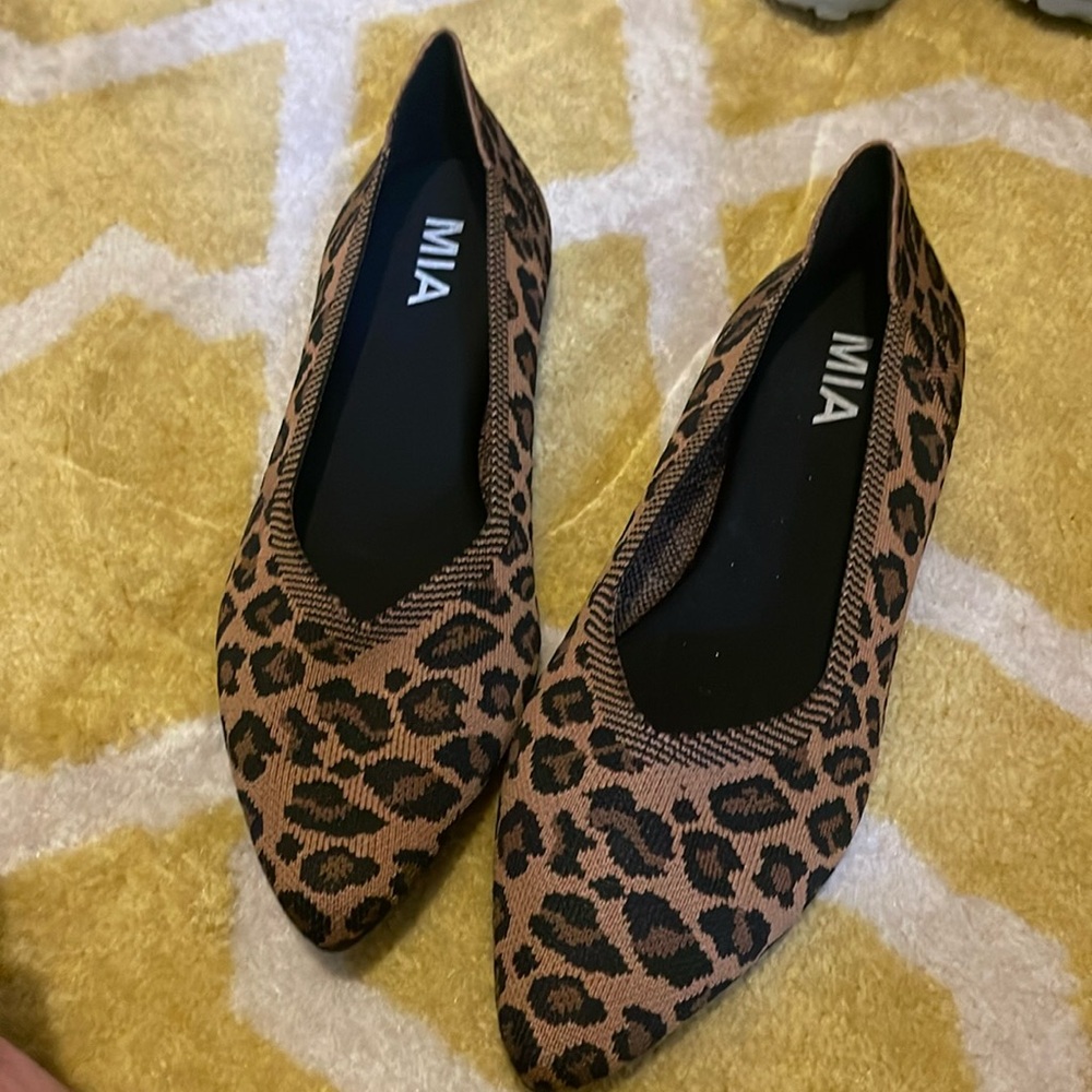 Never worn